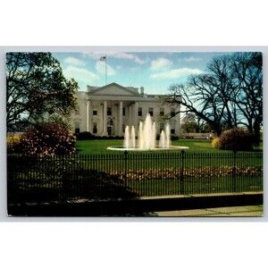 Postcard Washington D. C. The White House Pennsylvania Avenue c1950s Fountain